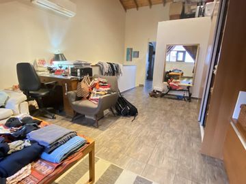 Triplex  en Olivos 5 dormitorios  con jardin y pileta