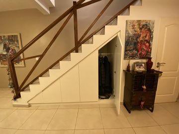 Triplex  en Olivos 5 dormitorios  con jardin y pileta