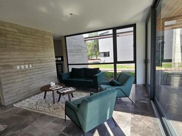 Residencia de Lujo en Venta en Viñedos del Polo, Club de Golf