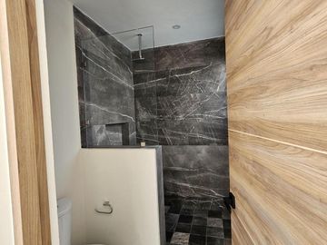 Residencia de Lujo en Venta en Viñedos del Polo, Club de Golf