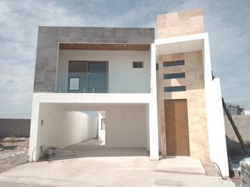 CASA EN VENTA EN VIÑEDOS TORREÓN