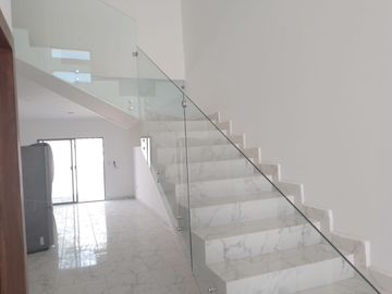 CASA EN VENTA EN VIÑEDOS TORREÓN