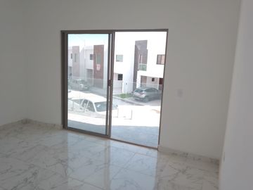 CASA EN VENTA EN VIÑEDOS TORREÓN