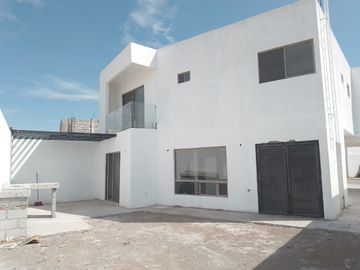 CASA EN VENTA EN VIÑEDOS TORREÓN