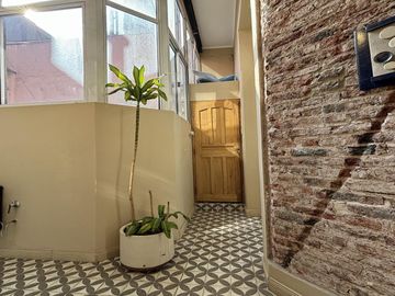 Depto.tipo casa de 6 ambientes en Venta en Almagro