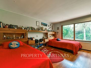 Casa Chicureo centro, condominio con acceso directo Av del Valle