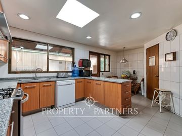 Casa Chicureo centro, condominio con acceso directo Av del Valle