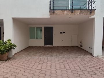 VENTA DE CASA  SN FRANCISCO TOTIMEHUACAN VALSEQUILLO PERIFERICO PUEBLA, PUEBLA.