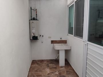 VENTA DE CASA  SN FRANCISCO TOTIMEHUACAN VALSEQUILLO PERIFERICO PUEBLA, PUEBLA.