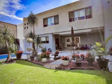 CASA EN MASCAREÑO