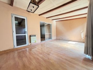BROWN SUR, GRECIA, DR. JOHOW, 2 CASAS