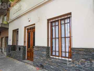 Venta casa en  Echesortu ! luminosa