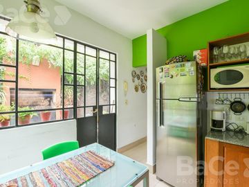 Venta casa en  Echesortu ! luminosa