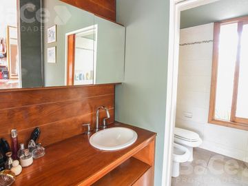 Venta casa en  Echesortu ! luminosa