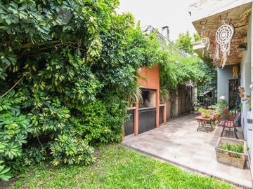Venta casa en  Echesortu ! luminosa