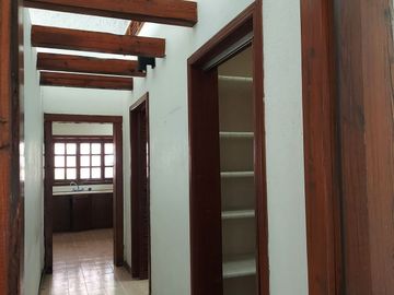 RESIDENCIA EN PRIVADA COLONIAL, EN CHUBURNA