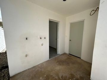 CASA NUEVA EN PRIVADA TAMORA CONKAL