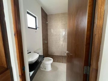 CASA NUEVA EN PRIVADA TAMORA CONKAL
