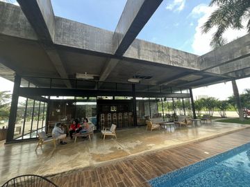 CASA NUEVA EN PRIVADA TAMORA CONKAL