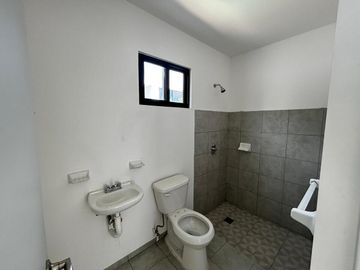 CASA NUEVA EN PRIVADA TAMORA CONKAL