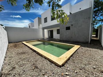 CASA NUEVA EN PRIVADA TAMORA CONKAL