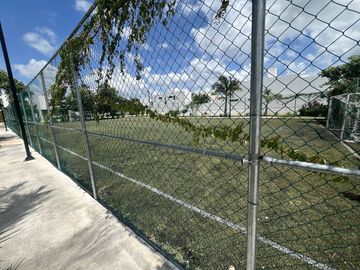 CASA NUEVA EN PRIVADA TAMORA CONKAL