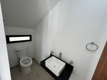CASA NUEVA EN PRIVADA TAMORA CONKAL