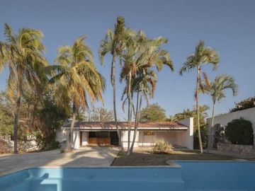 RESIDENCIA CAMPESTRE EN PRIVADA CALLEJONES DE CHUBURNA CASA PAJARO