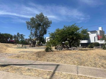 Casa en Venta, en La Foresta Residencial