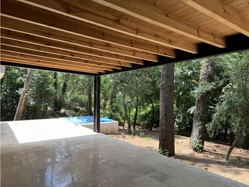 CASA NUEVA EN EXCLUSIVO CONDOMINIO, VALLE SANTANA