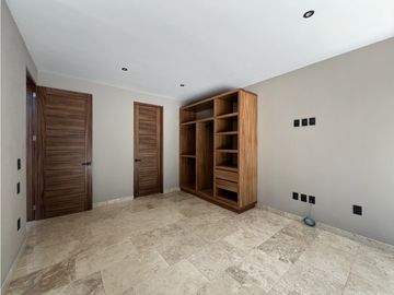 CASA NUEVA EN EXCLUSIVO CONDOMINIO, VALLE SANTANA