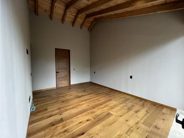 CASA NUEVA EN EXCLUSIVO CONDOMINIO, VALLE SANTANA