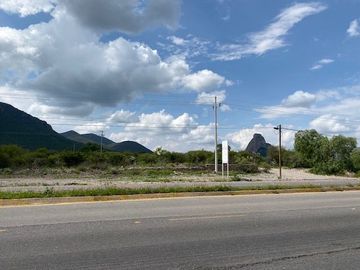 MACROLOTE COMERCIAL EN VENTA VERGEL RESORT BERNAL QUERETARO