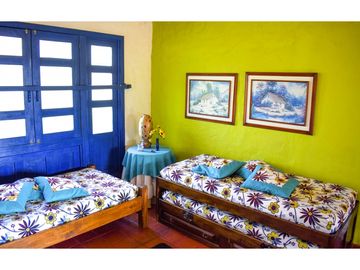 VENTA DE CASA CAMPESTRE EN MONTENEGRO, QUINDO, COLOMBIA