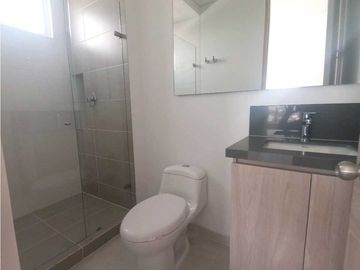 SE VENDE Apartamento Moderno Piso 7 La Flora CALI NORTE