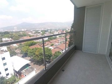 SE VENDE Apartamento Moderno Piso 7 La Flora CALI NORTE