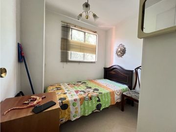 VENDO APARTAMENTO PARA REMODELAR SECTOR OVIEDO