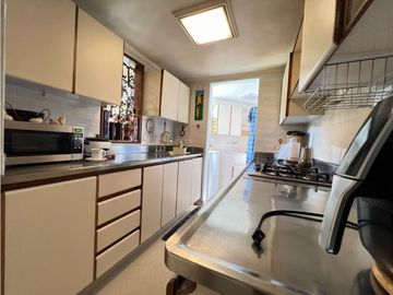 VENDO APARTAMENTO PARA REMODELAR SECTOR OVIEDO