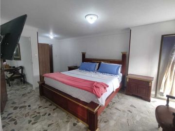 VENDO APARTAMENTO DUPLEX EN EL BOSQUE-2 PARQUEADEROS Y DEPOSITO