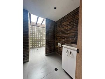 Venta de Casa Ubicada en Vereda Samaria del Carmen de Viboral