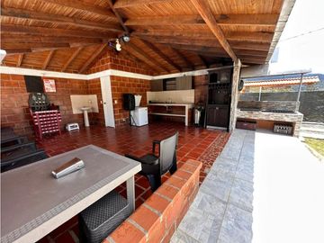 VENDO CASA CAMPESTRE EN EL QUEREMAL (1.094MT2) - LA SONORA