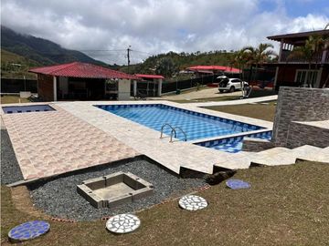 VENDO CASA CAMPESTRE EN EL QUEREMAL (1.094MT2) - LA SONORA