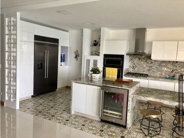 Apartamento DELUXE con Vista al Mar en Primera Línea de Playa - 005 R