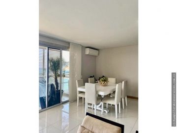 Apartamento DELUXE con Vista al Mar en Primera Línea de Playa - 005 R