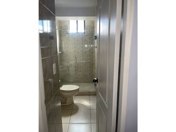 VENDO APARTAMENTO EN 12 DE OCTUBRE