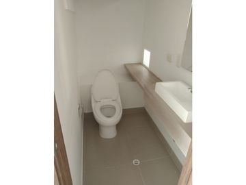 VENTA CASA CIUDAD COUNTRY ALONDRA