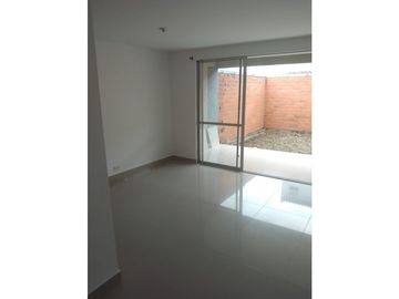 VENTA CASA CIUDAD COUNTRY ALONDRA