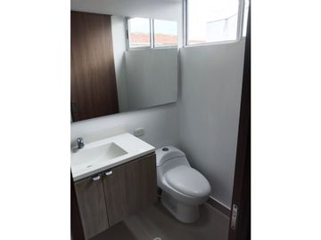 VENTA CASA CIUDAD COUNTRY ALONDRA