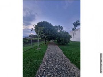 VENTA LOTE ESQUINERO SENDERO DE LAS MERCEDES JAMUNDI