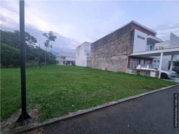 VENTA LOTE ESQUINERO SENDERO DE LAS MERCEDES JAMUNDI
